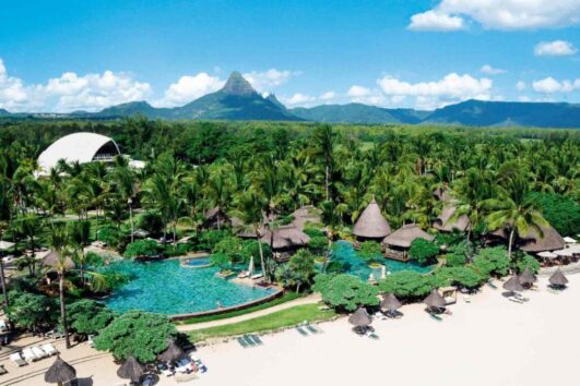 La Pirogue Mauritius - Half Board